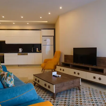 Apartamento Flat On The First Line In Konak Tower *