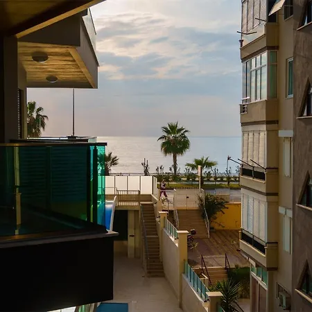 Flat On The First Line In Konak Tower Апартаменты *